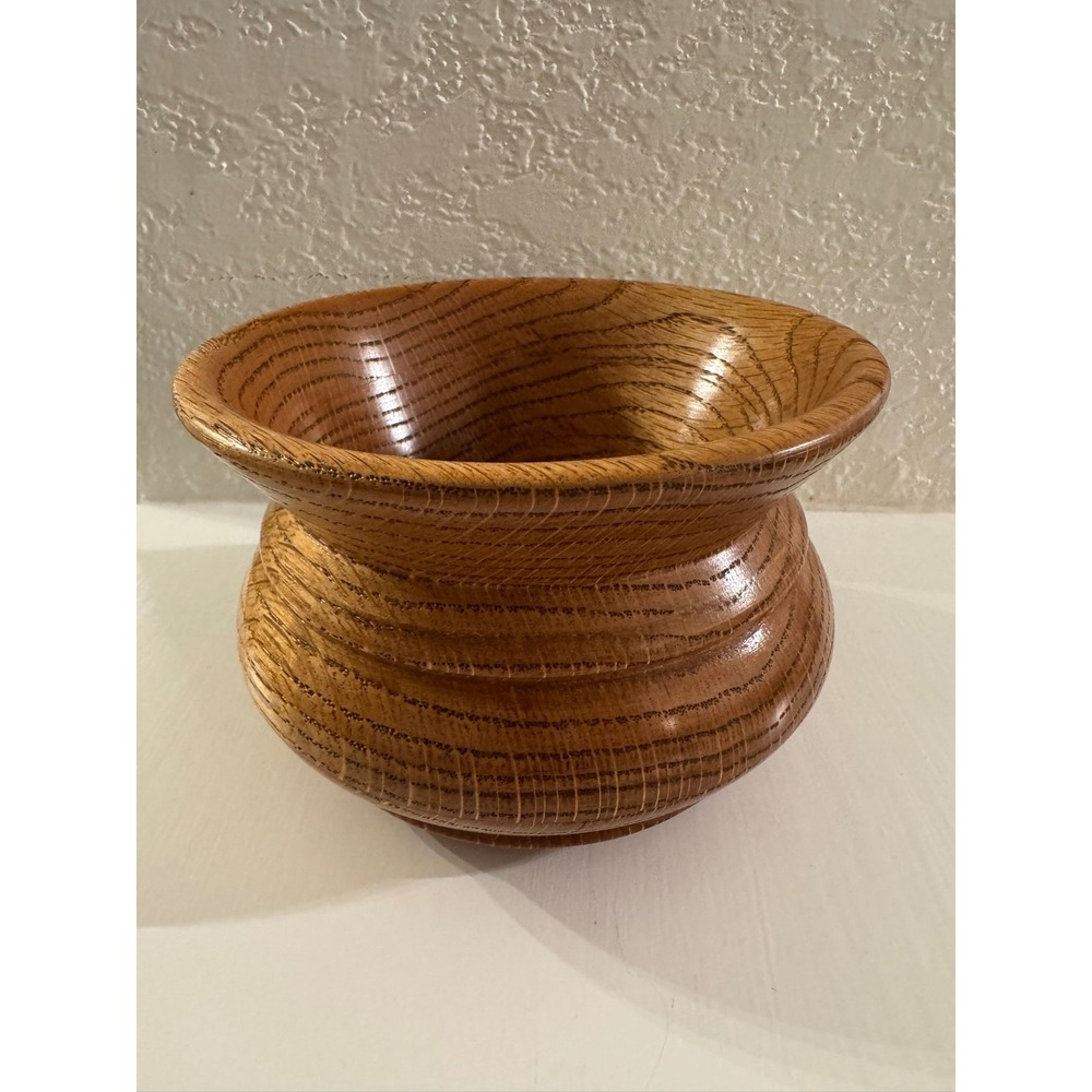Hand‎ Turned Wood Bowl Flared Rim Ribbed Honey Brown Grain Artisanal Decor